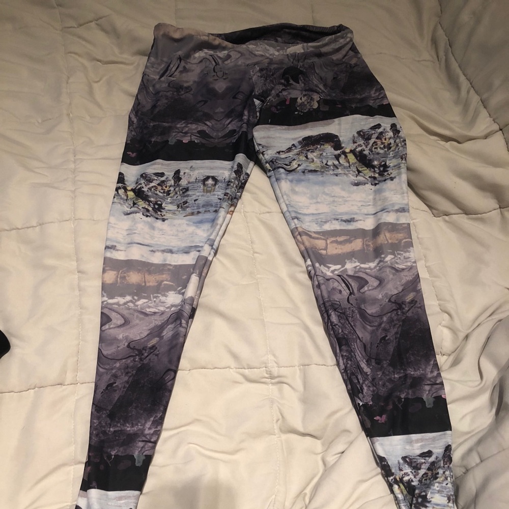Onzie yoga pants